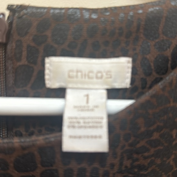 Chico dress sized 6-10 (1) Chico sizing brown embossed - Picture 4 of 6